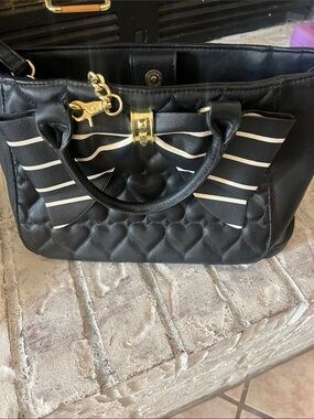 Betsey Johnson Black Quilted Tote with Striped Bow Detail and gold strap